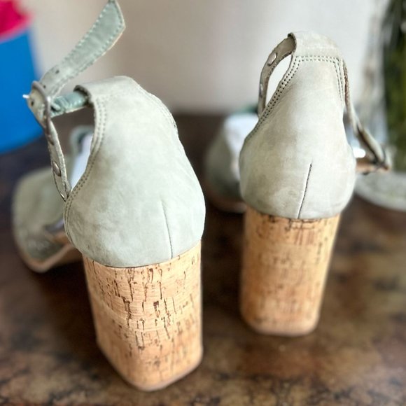 Chinese Laundry Women's Savana Heeled Sandal in Size 10 - Picture 3 of 4